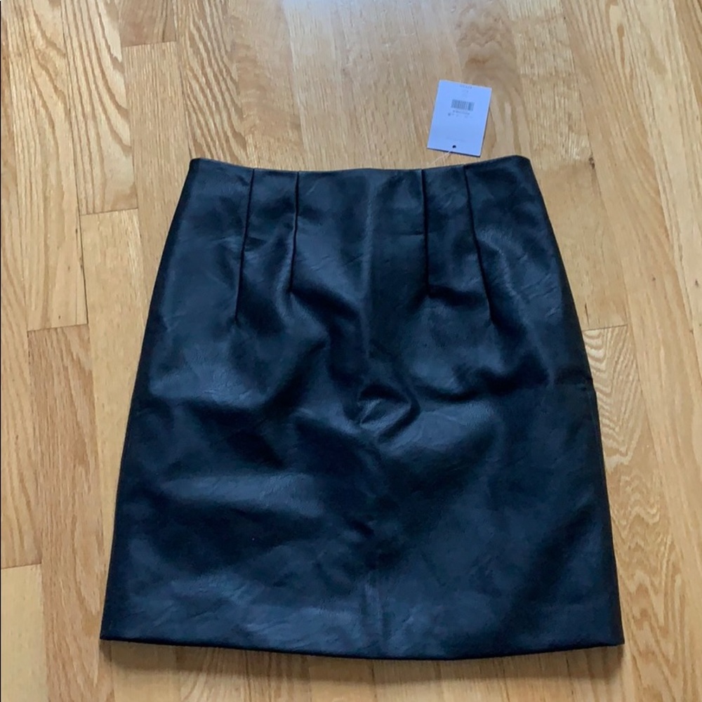Faux leather black skirt